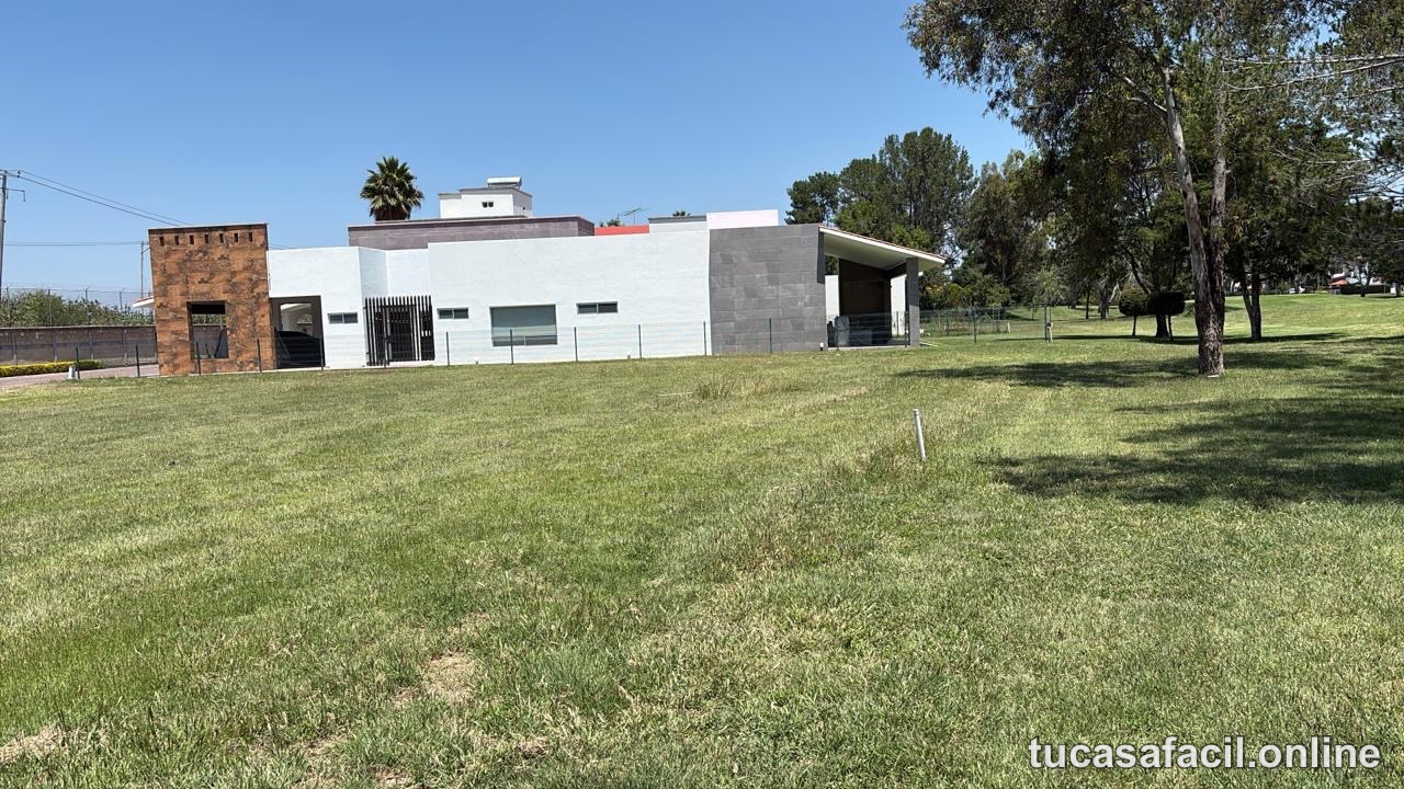Terreno en venta en Club de Golf San Gil, San Juan del Río, foto 3