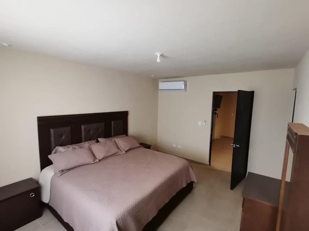 Casa en renta en Corinto, Apodaca, foto 4
